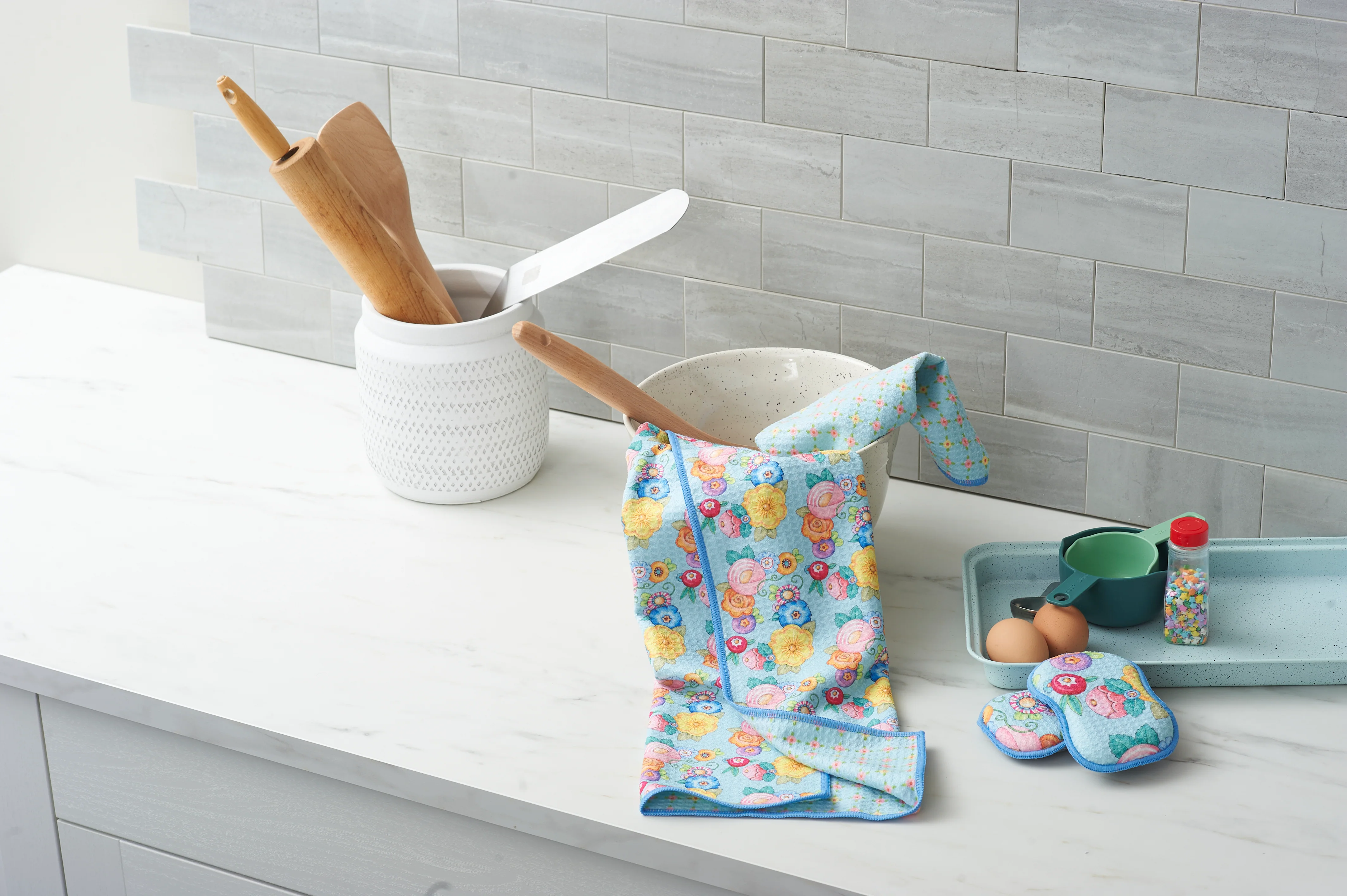 Wildflower Garland Anywhere Towel - Image 4