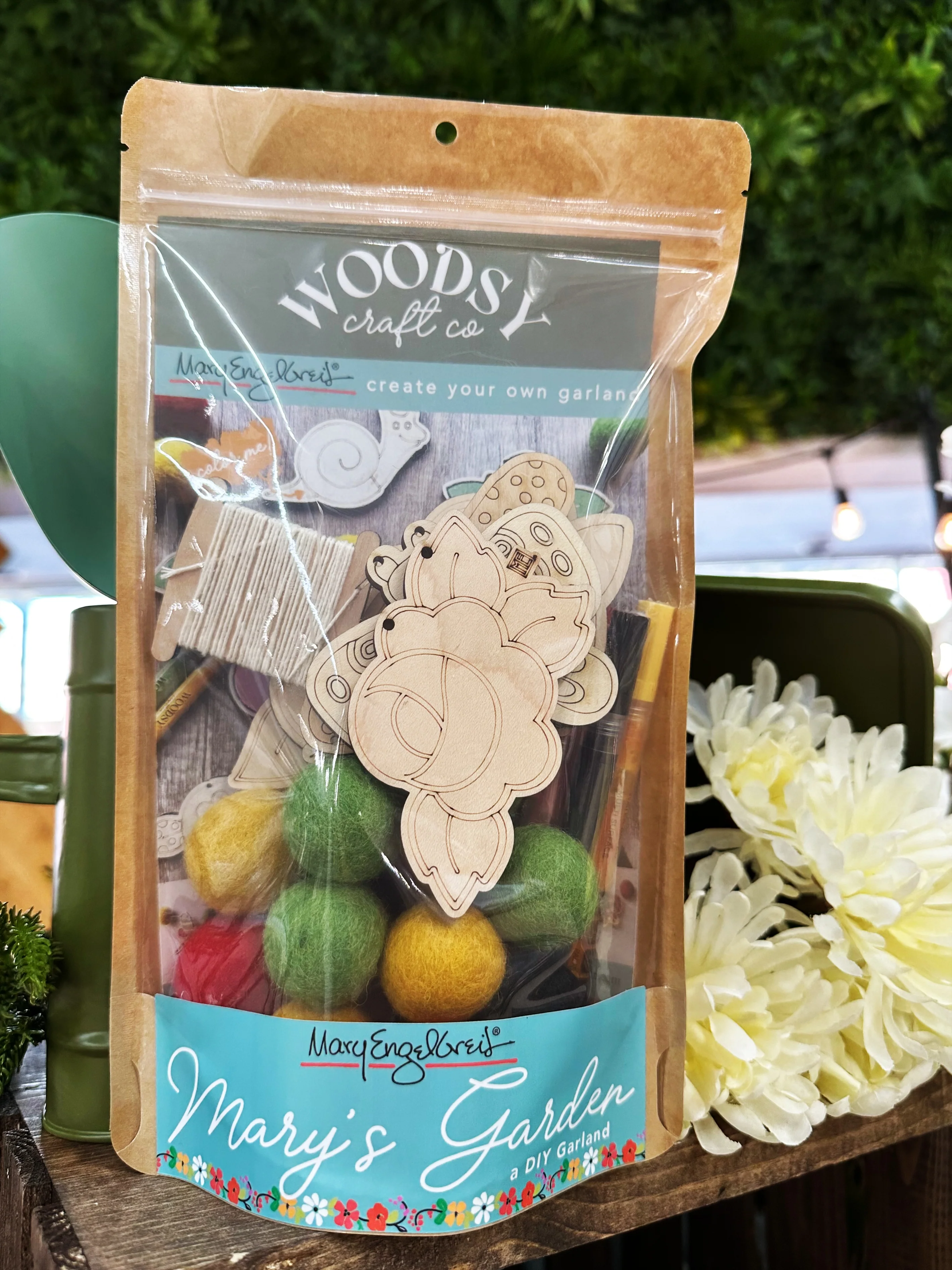 Mary's Garden Garland Kit - Image 4