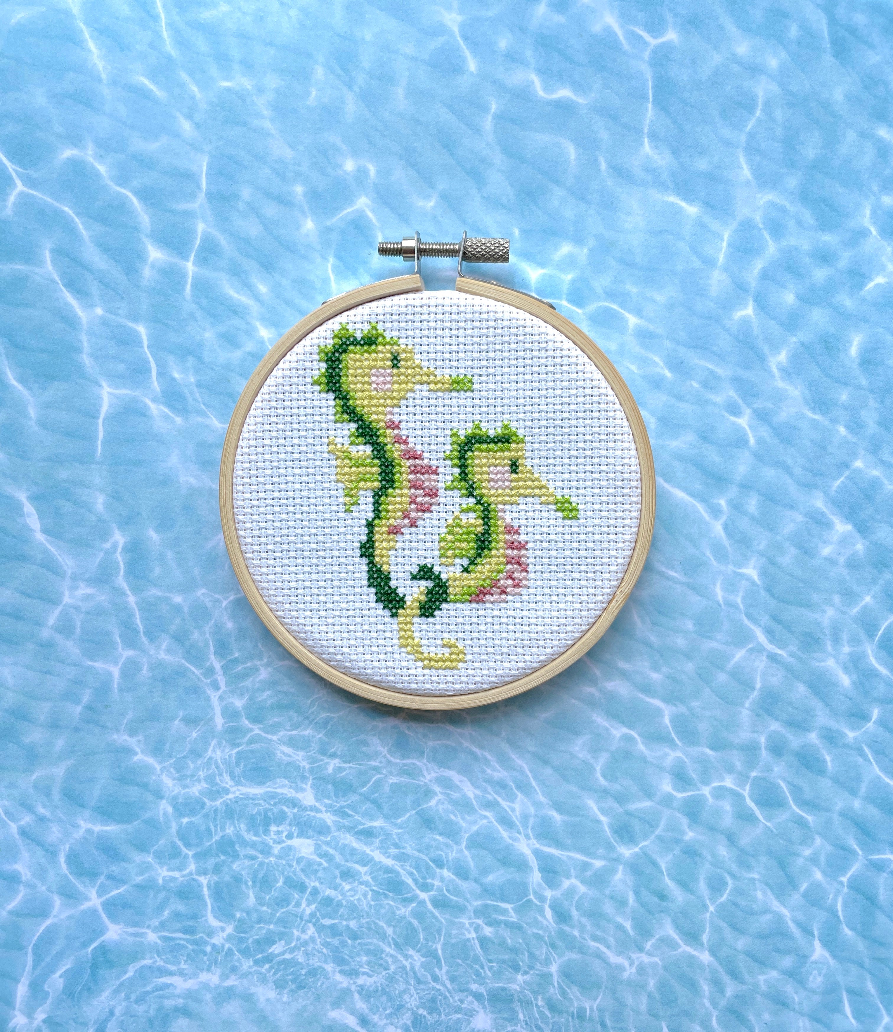 Seahorse Counted Cross Stitch Kit - Image 2