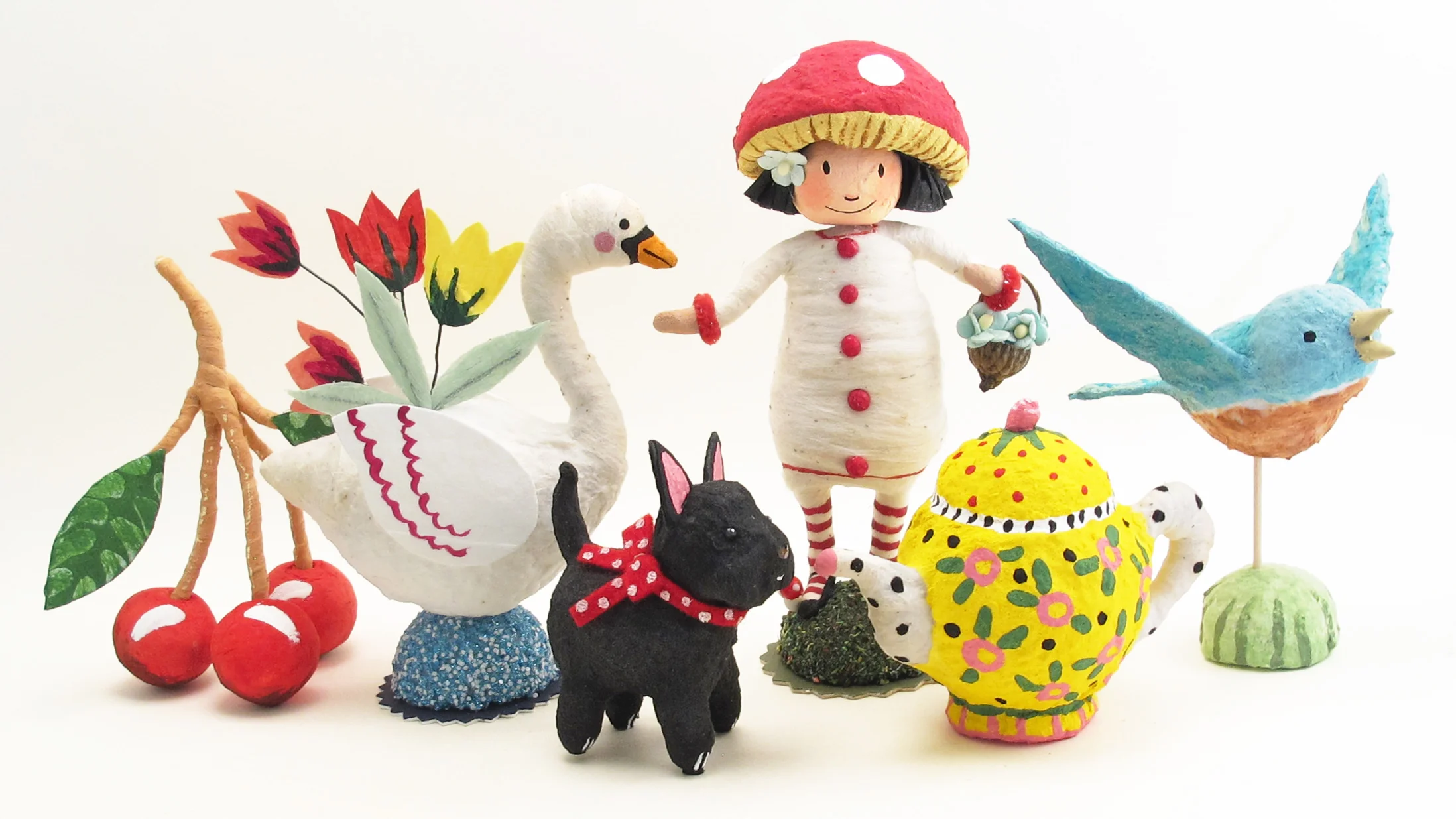 Teapot Figurine - Image 4
