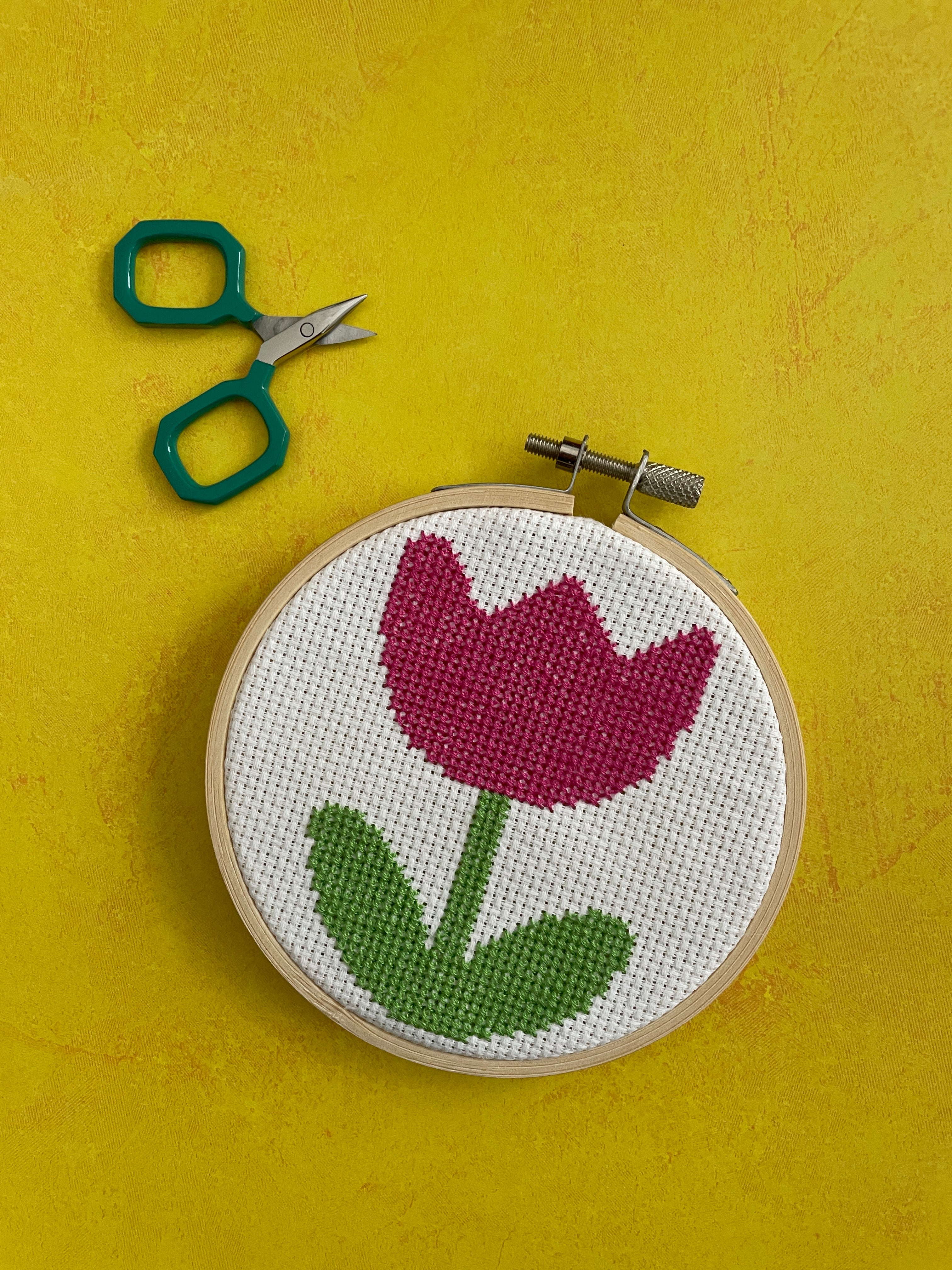 Tulip Counted Cross Stitch Leaflet - Image 2